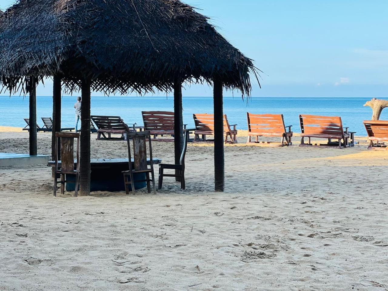 Omeesha Beach Hotel Kalpitiya Exteriér fotografie