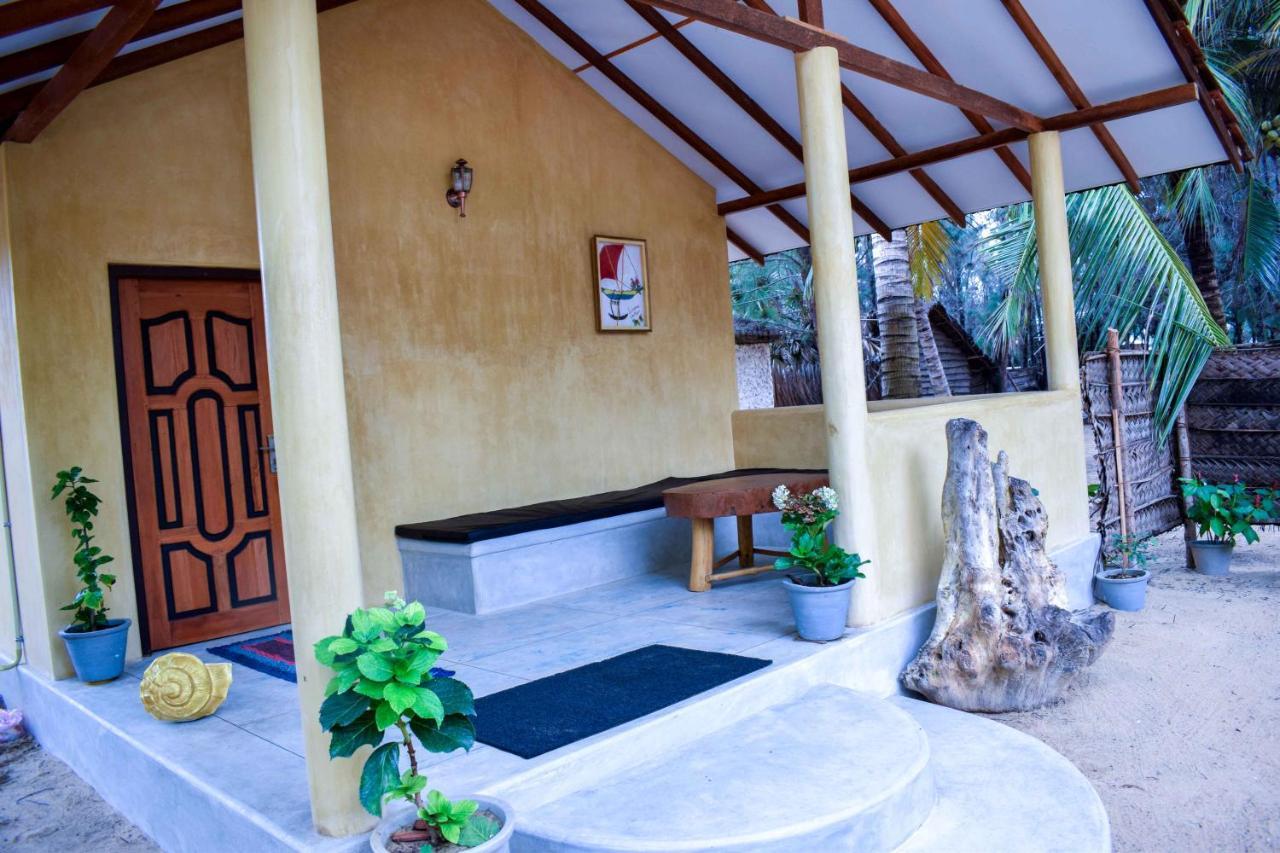 Omeesha Beach Hotel Kalpitiya Exteriér fotografie