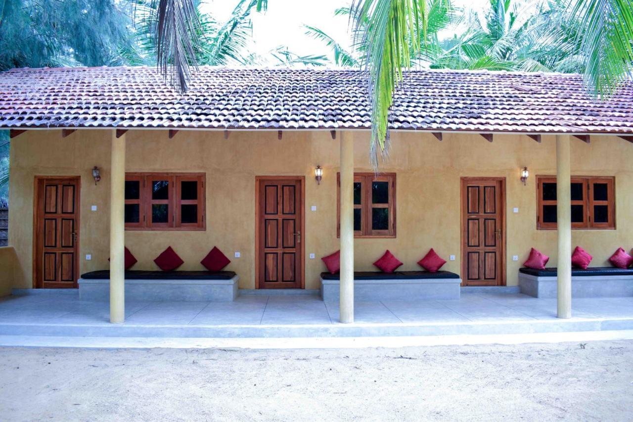 Omeesha Beach Hotel Kalpitiya Exteriér fotografie